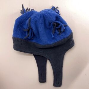 Gap Toddler 4-5 Years Winter Fun Pom Pom Hat with ear flaps blue